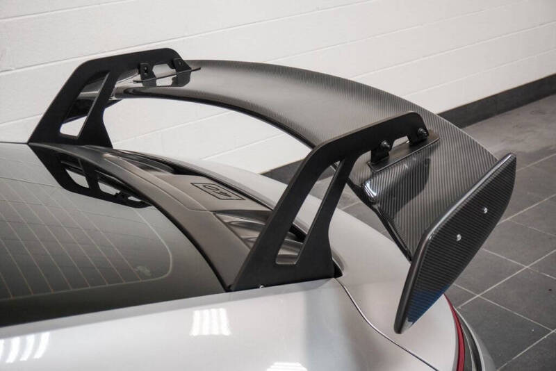 2024 Porsche 911 Carrera