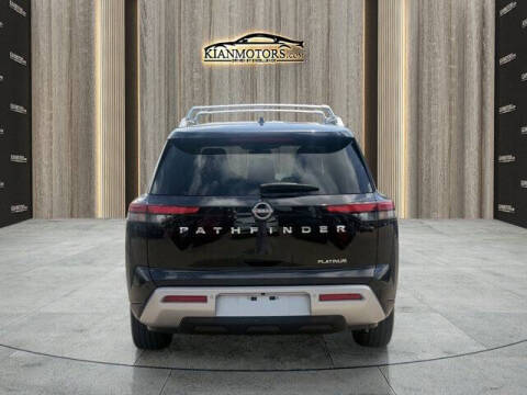 2023 Nissan Pathfinder Platinum