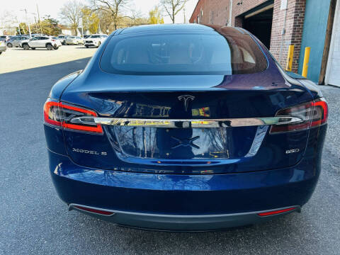 2015 Tesla Model S 85D