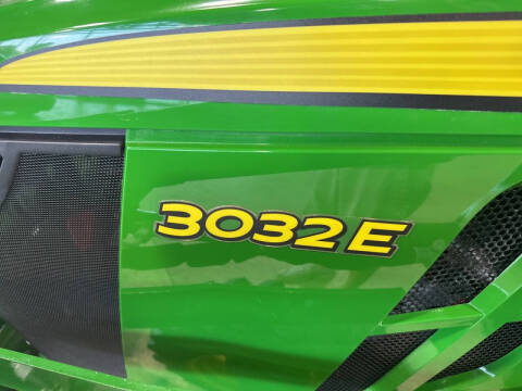 2022 John Deere 3032E