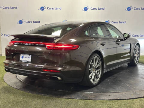 2018 Porsche Panamera