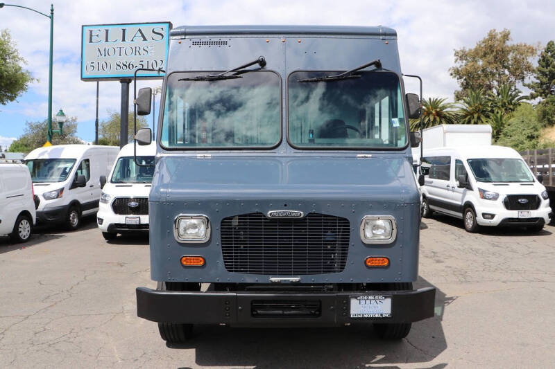 2020 Freightliner MT45 Chassis