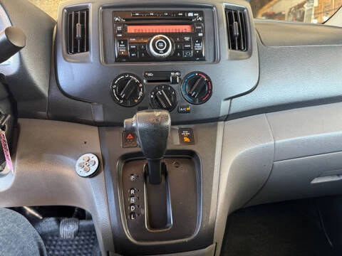 2015 Nissan NV200