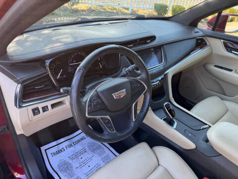 2017 Cadillac XT5 Luxury