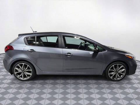 2018 Kia Forte5 SX
