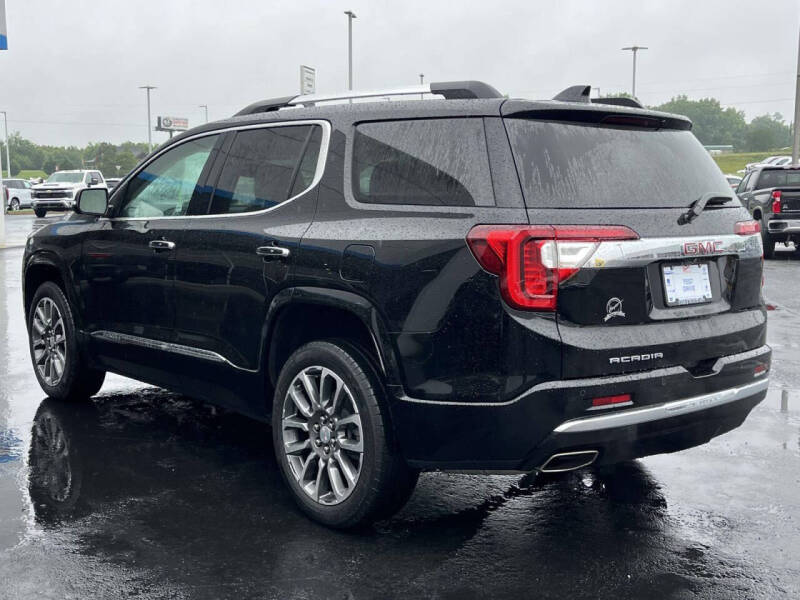 2022 GMC Acadia Denali