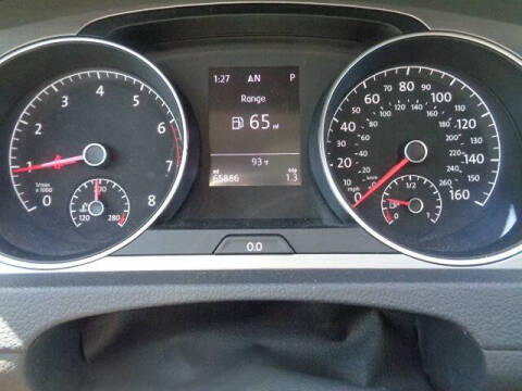 2016 Volkswagen Golf TSI SE