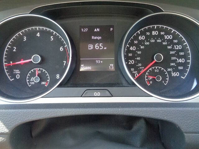 2016 Volkswagen Golf TSI SE