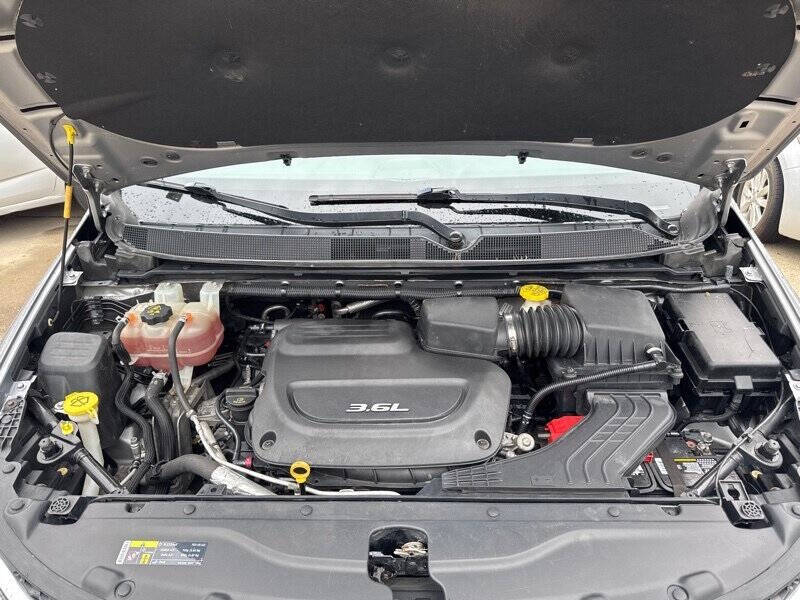 2017 Chrysler Pacifica Touring-L