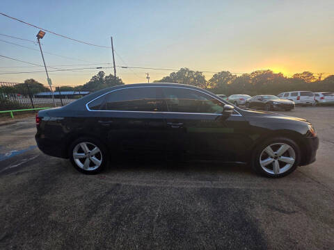 2013 Volkswagen Passat SE