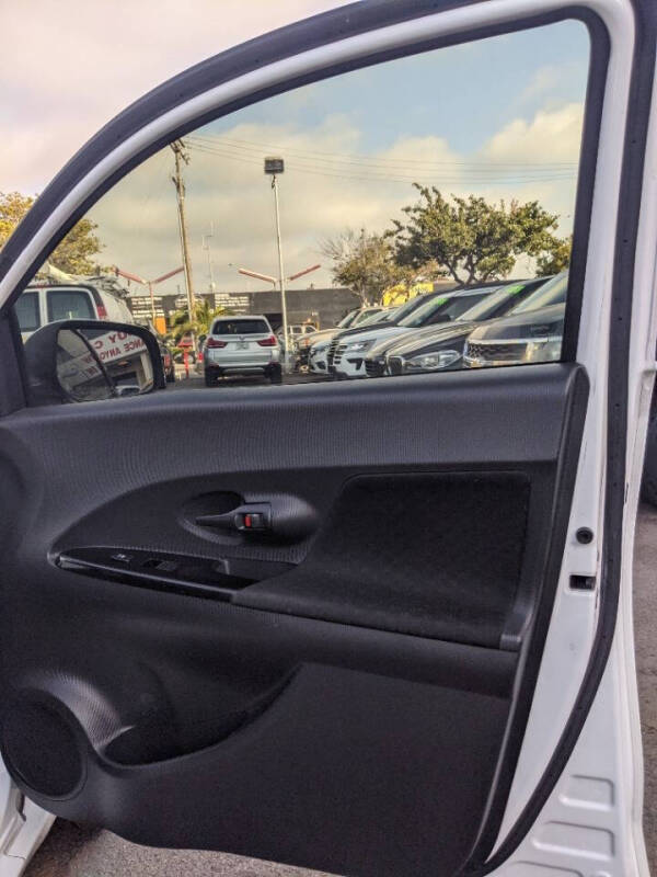 2008 Scion xD
