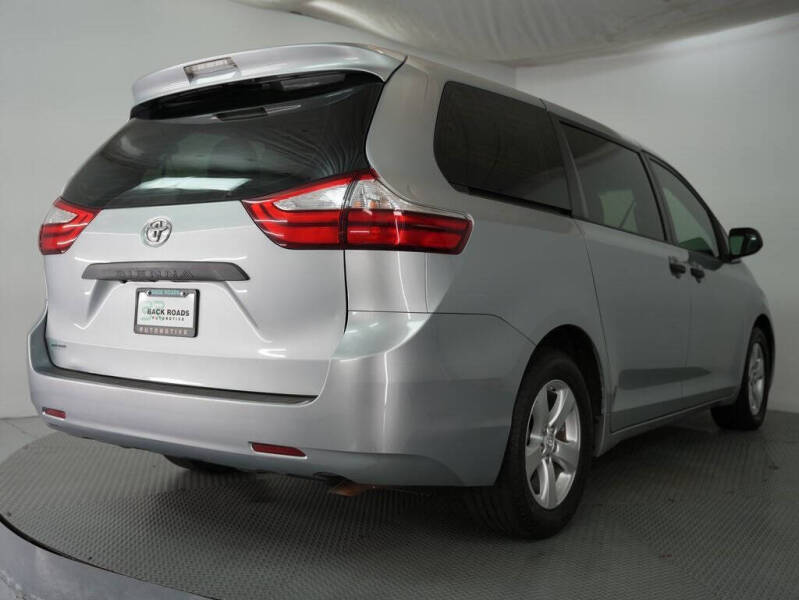 2015 Toyota Sienna L 7-Passenger