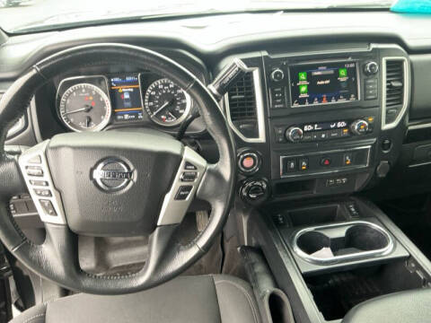 2019 Nissan Titan SV