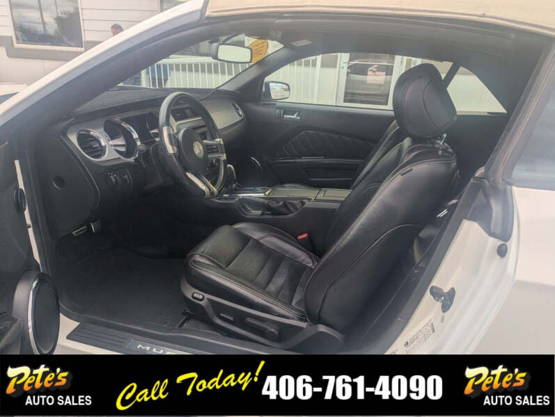 2013 Ford Mustang V6 Premium