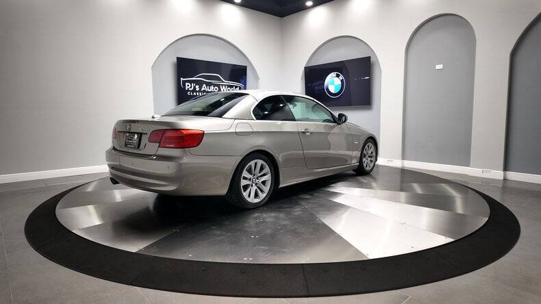 2011 BMW 3 Series 328i