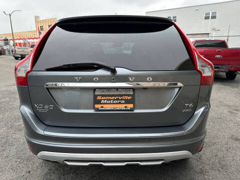 2017 Volvo XC60 T6 Dynamic