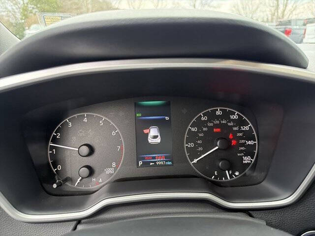 2024 Toyota Corolla Hatchback SE