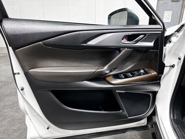 2022 Mazda CX-9 Signature