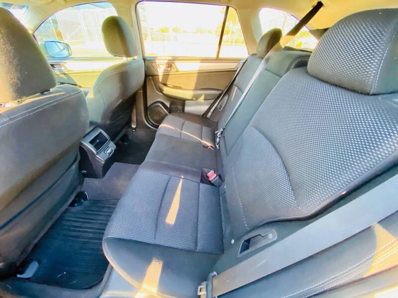 2018 Subaru Outback 2.5i Premium