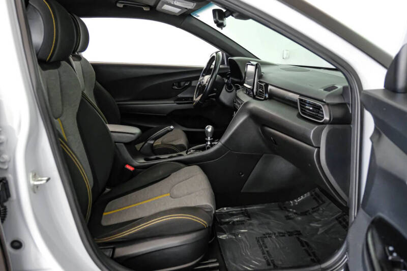 2019 Hyundai Veloster