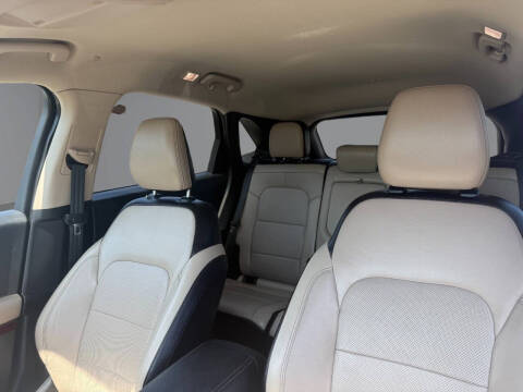 2020 Ford Escape Hybrid Titanium