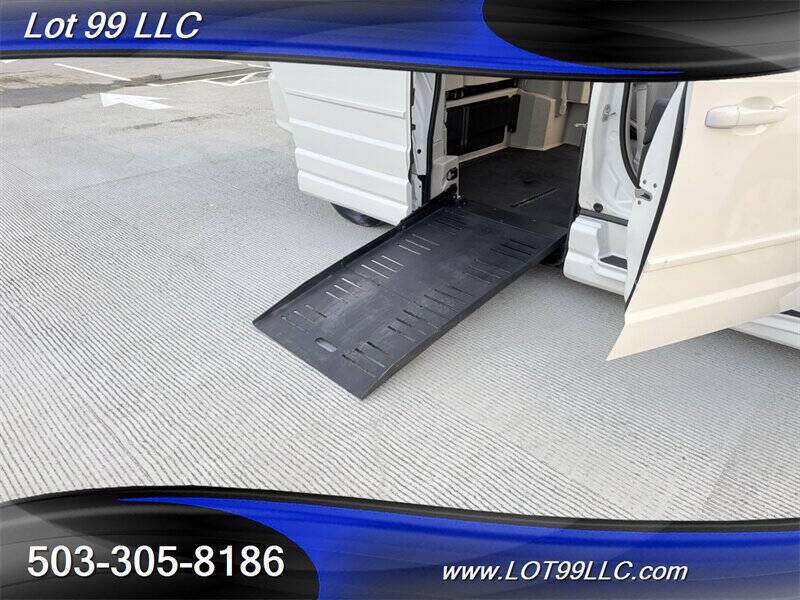 2011 Dodge Grand Caravan Crew