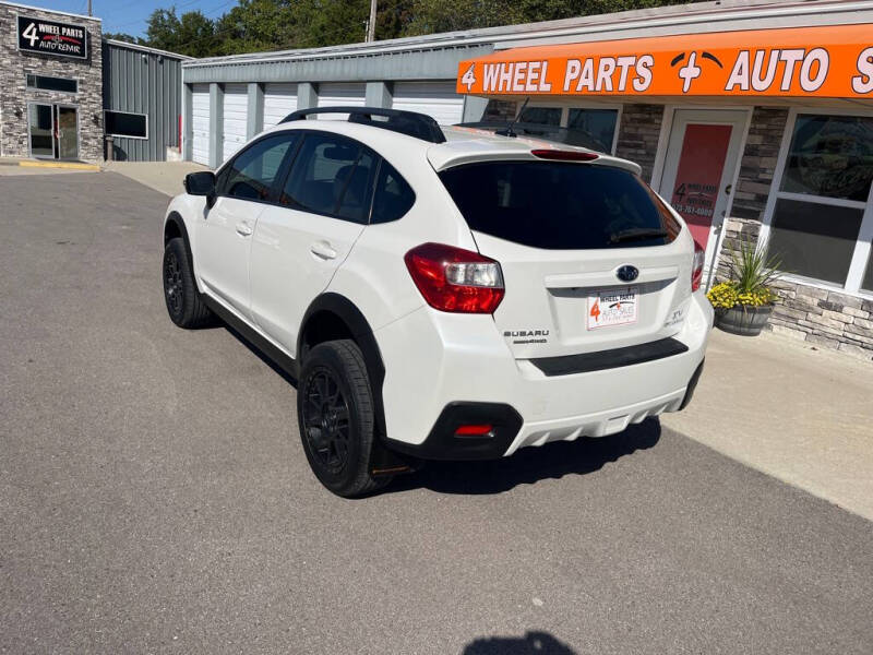 2015 Subaru XV Crosstrek Limited photo 7