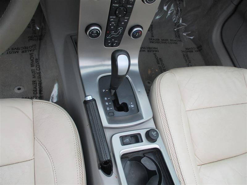 2009 Volvo C70 T5