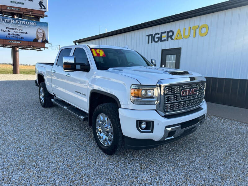 2019 GMC Sierra 2500HD for sale at Tiger Auto Sales Inc in Danville IA