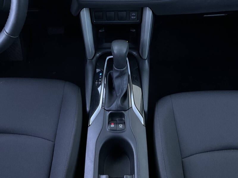 2025 Toyota Corolla Cross LE