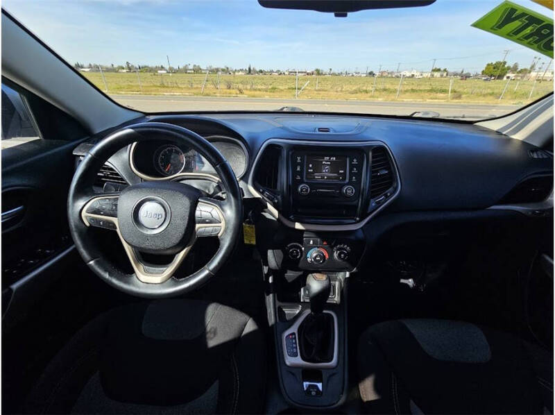 2018 Jeep Cherokee Latitude