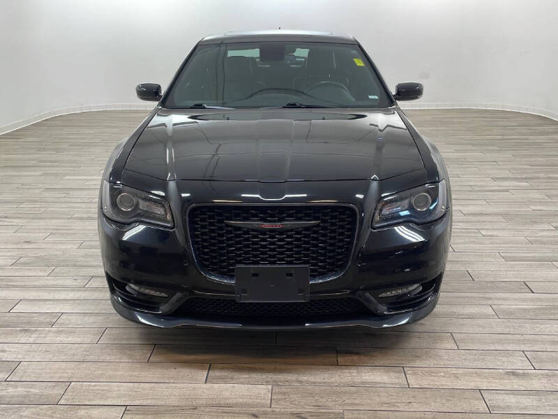 Used 2022 Chrysler 300 S with VIN 2C3CCABG8NH154547 for sale in Florissant, MO