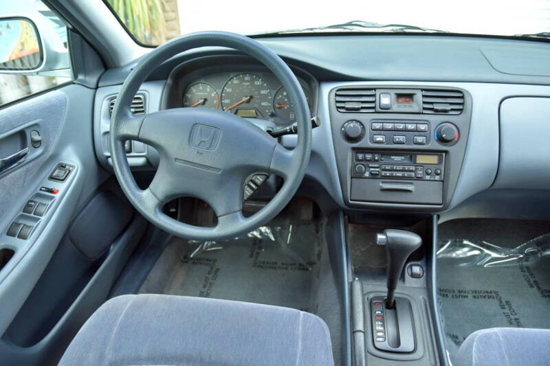 2000 Honda Accord LX