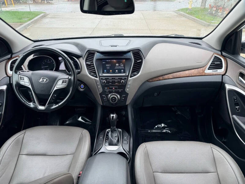 2019 Hyundai Santa Fe XL SE