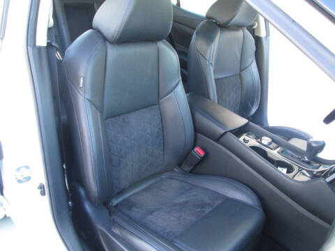 2017 Nissan Maxima 3.5 SR