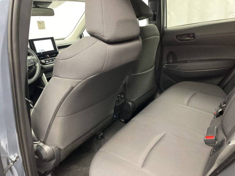 2025 Toyota Corolla Cross LE