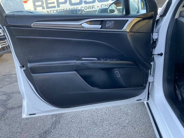 2017 Ford Fusion Hybrid SE