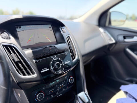 2015 Ford Focus Titanium