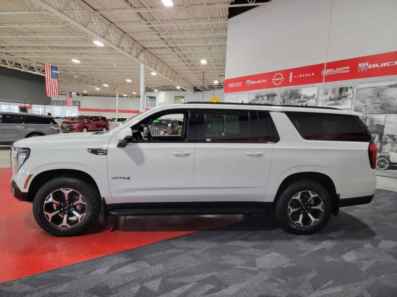 2025 GMC Yukon XL AT4