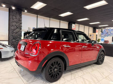 2017 MINI Hardtop 4 Door Cooper