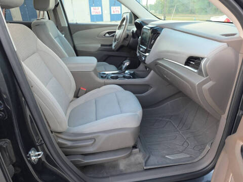 2021 Chevrolet Traverse LT Cloth