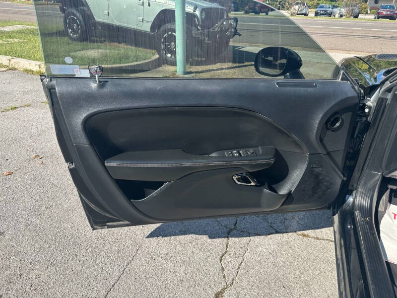 2016 Dodge Challenger SRT Hellcat