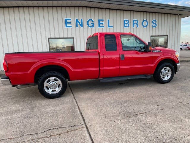 2016 Ford F-250 Super Duty XLT's photo