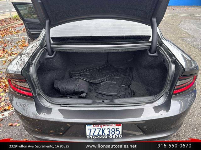 2017 Dodge Charger SXT