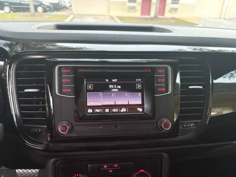 2018 Volkswagen Beetle