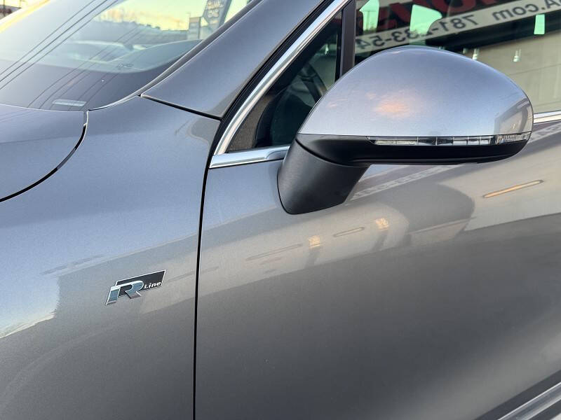 2014 Volkswagen Touareg V6 R-Line