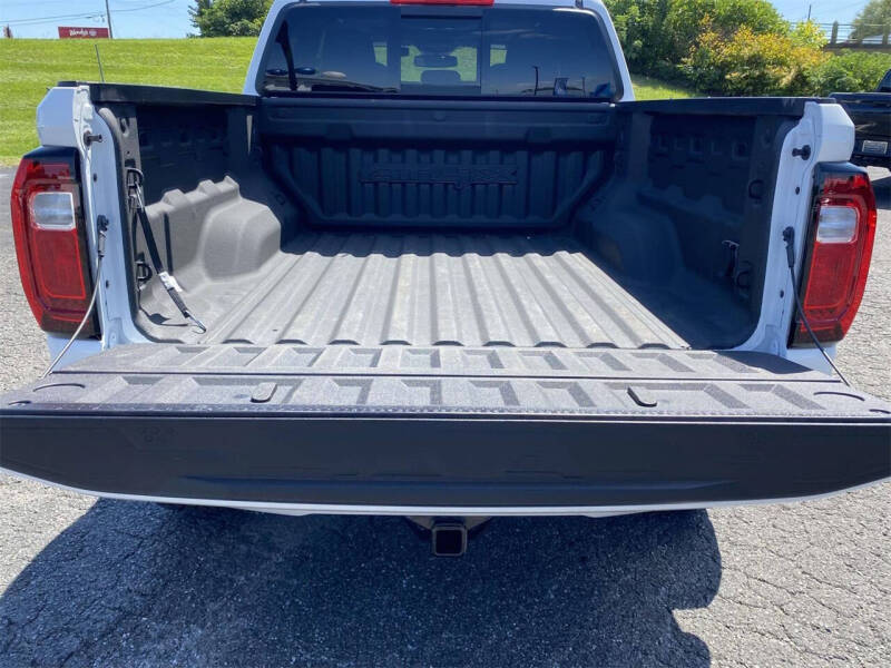 2024 GMC Canyon AT4X