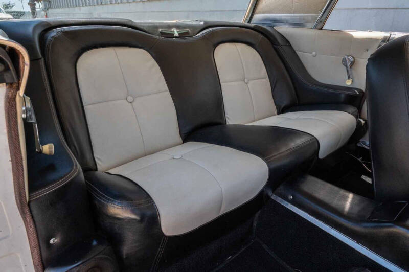 1960 Ford Thunderbird