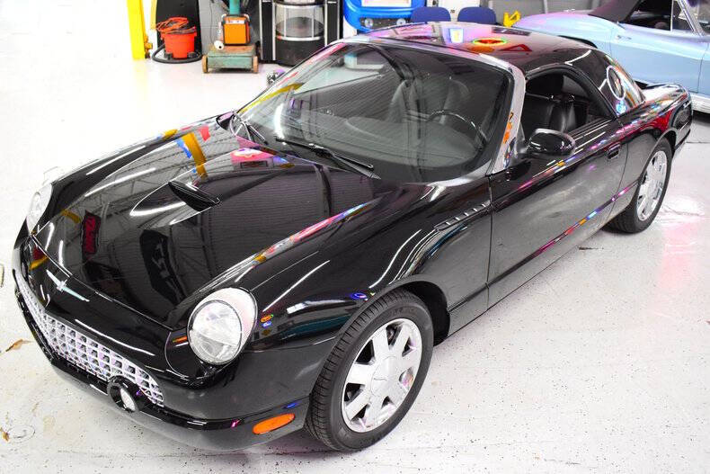 2002 Ford Thunderbird Deluxe