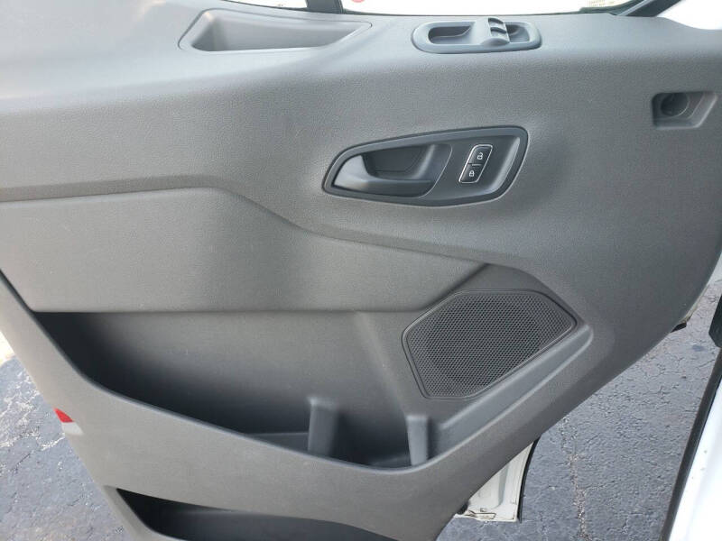 2024 Ford Transit 250